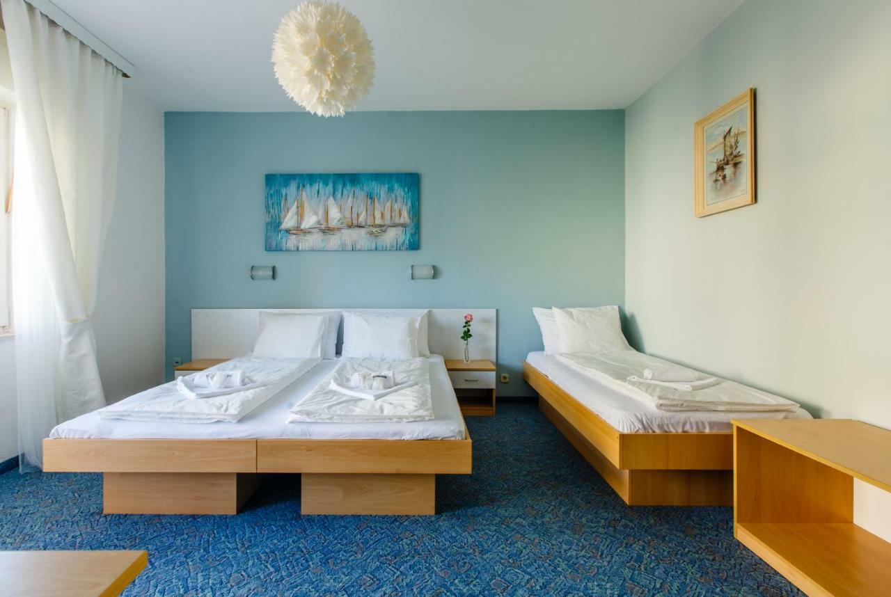 Rooms Split Stobreč Εξωτερικό φωτογραφία